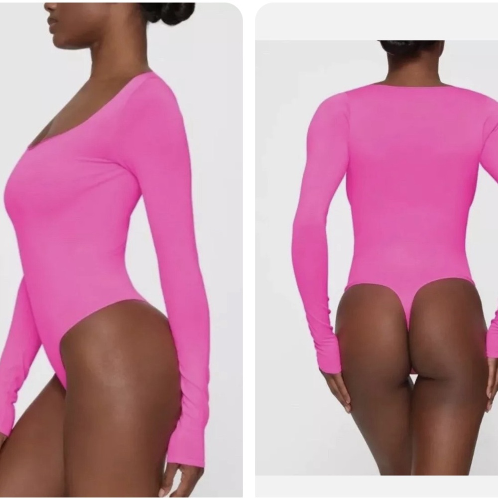Skims essential long sleeve scoop neck bodysuit